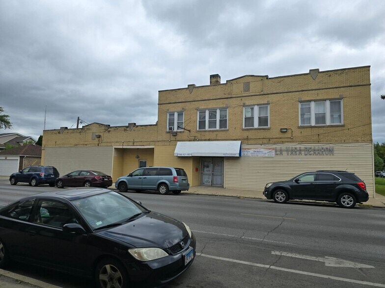 5154 Wolfram Ave, Chicago, IL for sale - Primary Photo - Image 1 of 6