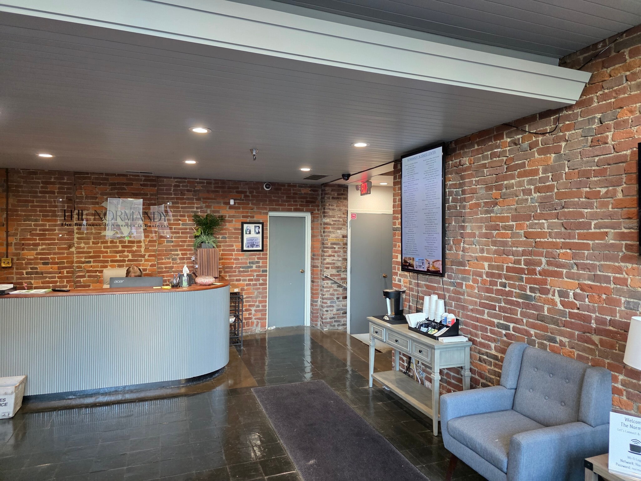 101 N 7th St, Louisville, KY for lease Building Photo- Image 1 of 9