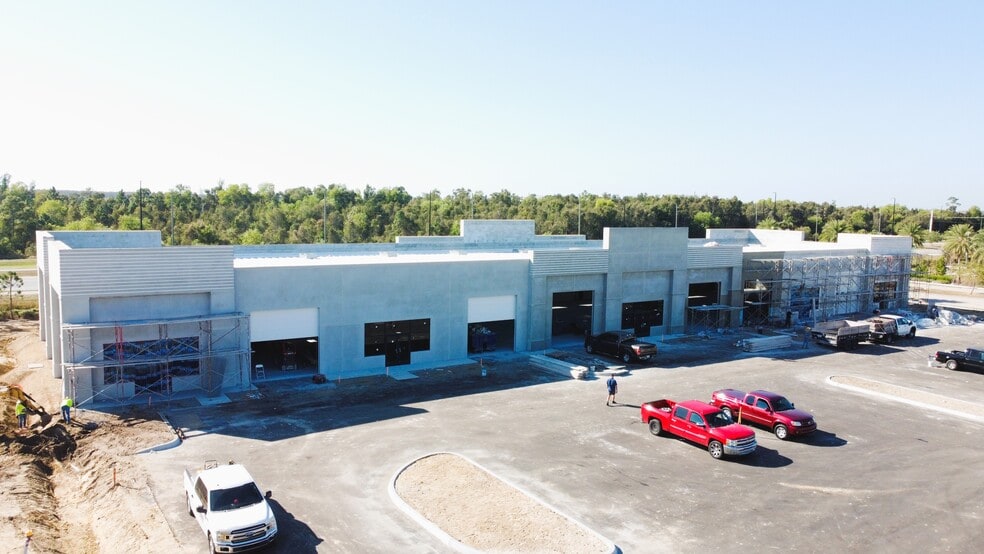 12271 Itec Park Dr, Fort Myers, FL for sale - Building Photo - Image 3 of 12