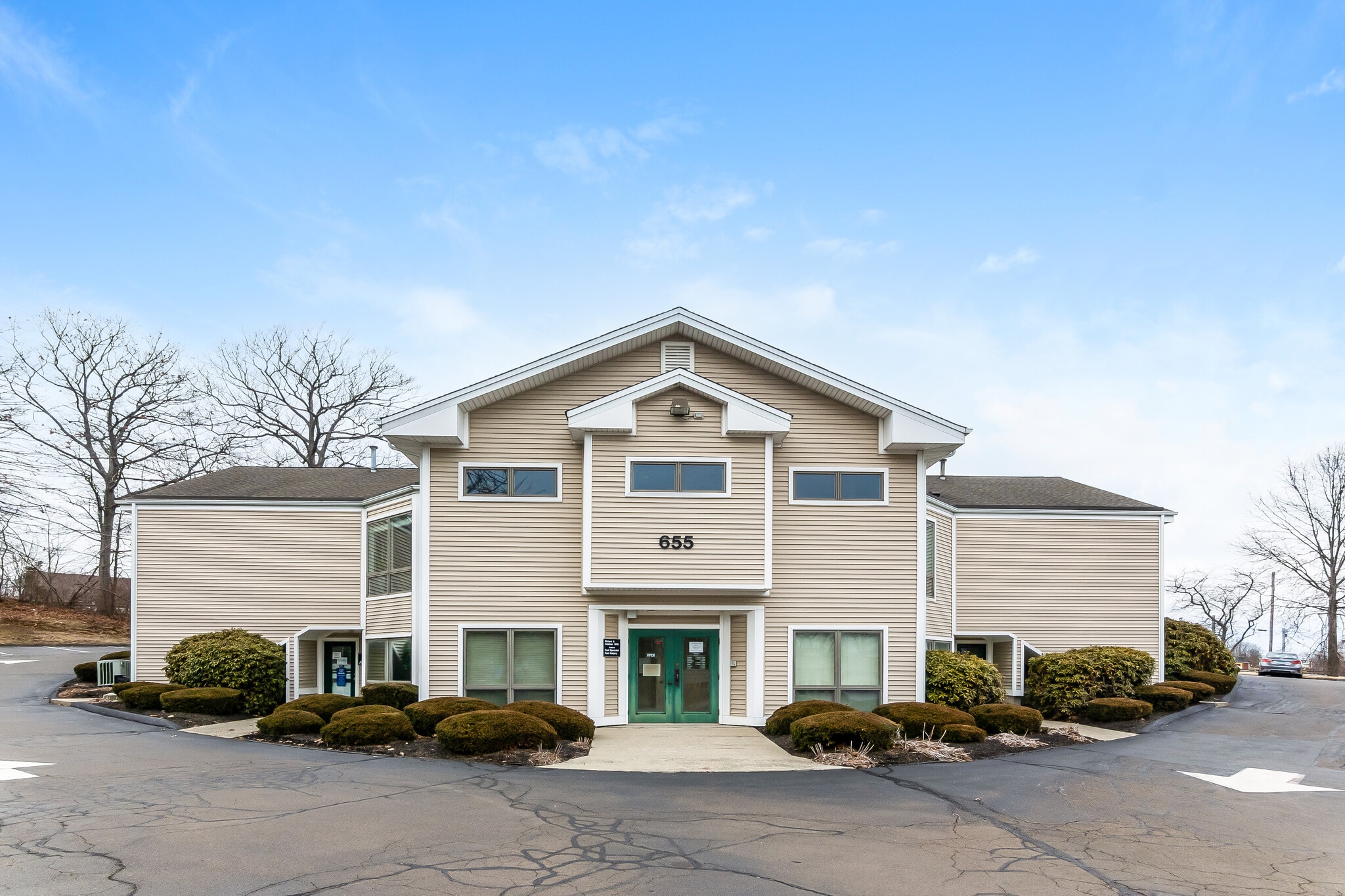 655 Saw Mill Rd, West Haven, CT 06516 Office for Lease