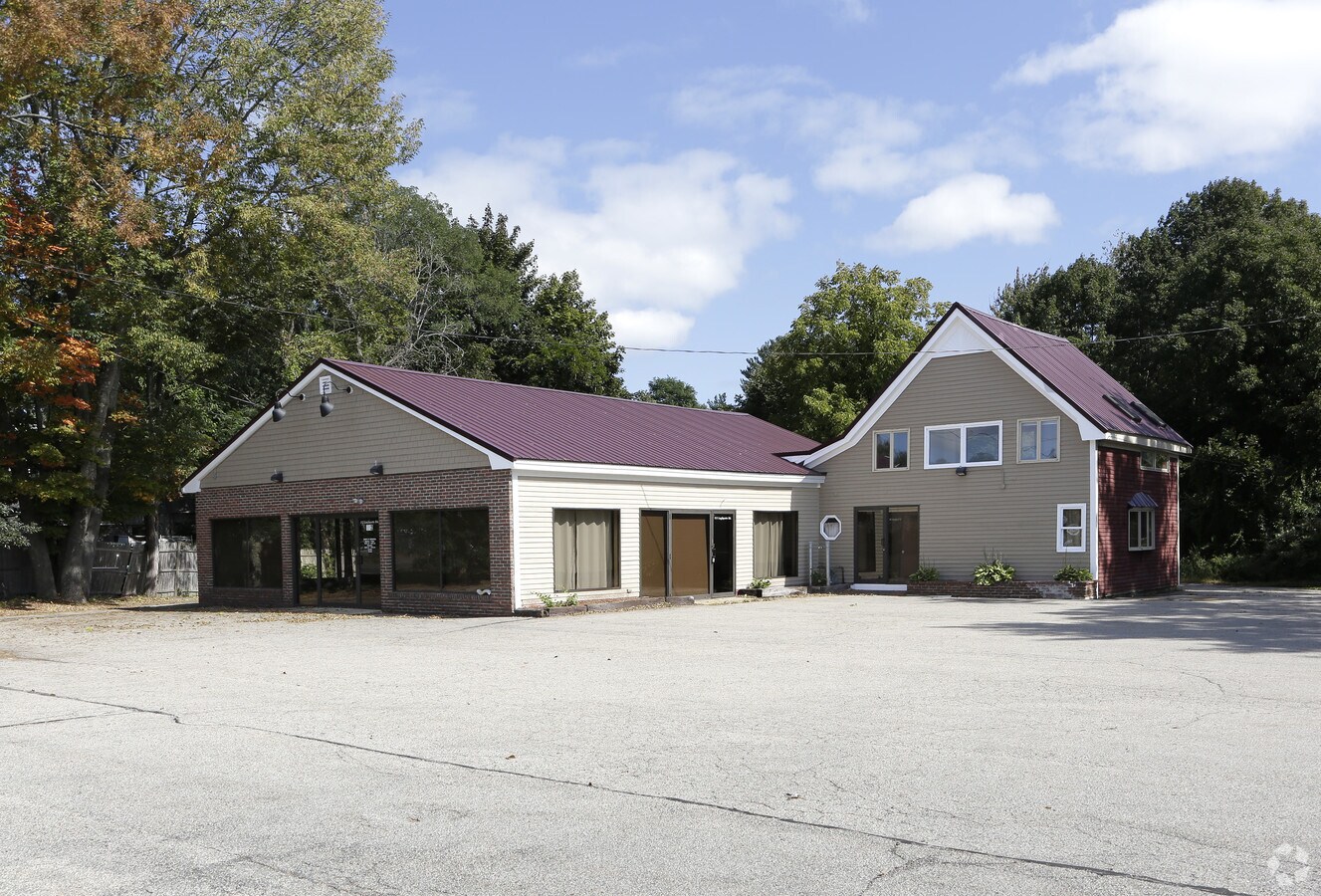 112 Lafayette Rd, Seabrook, NH 03874