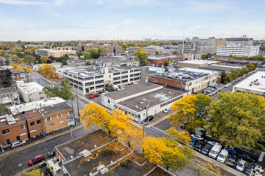 9895 Rue Saint-Urbain, Montréal, QC for sale - Aerial - Image 2 of 5
