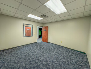 2888 Nationwide Pky, Brunswick, OH for lease Interior Photo- Image 1 of 2