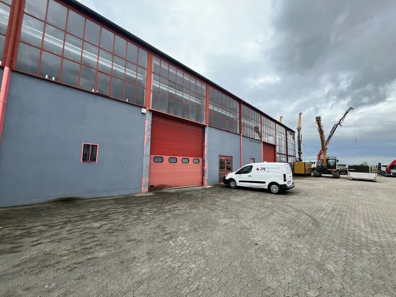 Flex in Fegersheim for lease - Building Photo - Image 2 of 5