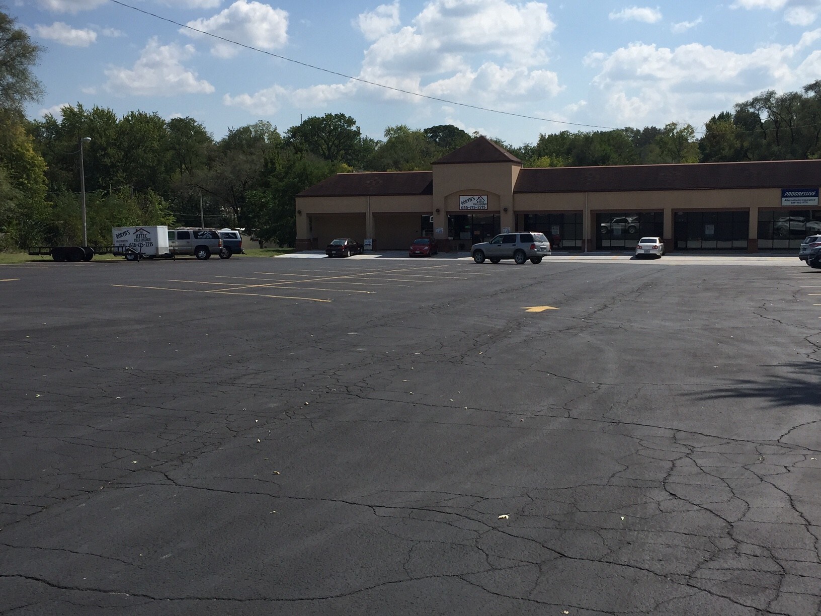 508-520 E Cherry St, Troy, MO for sale Building Photo- Image 1 of 1