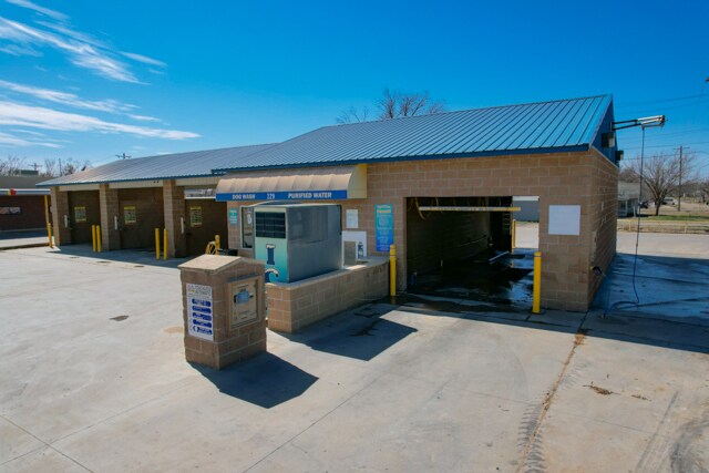 223 Main, Newkirk, OK for sale Building Photo- Image 1 of 1
