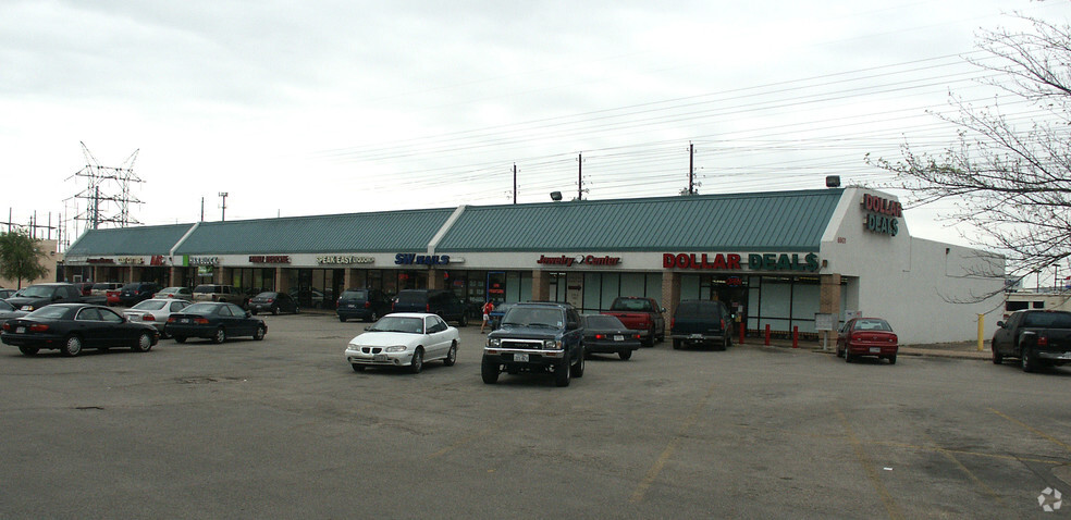 6801 I-35 S, Austin, TX for lease - Building Photo - Image 2 of 3