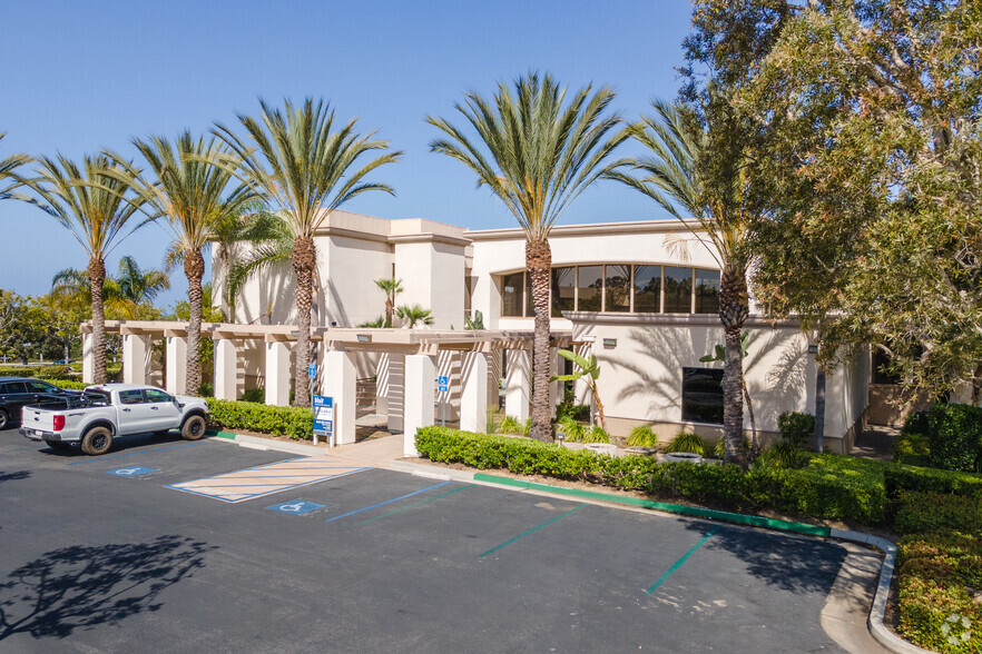 100 Newport Center Dr, Newport Beach, CA for sale - Building Photo - Image 1 of 1