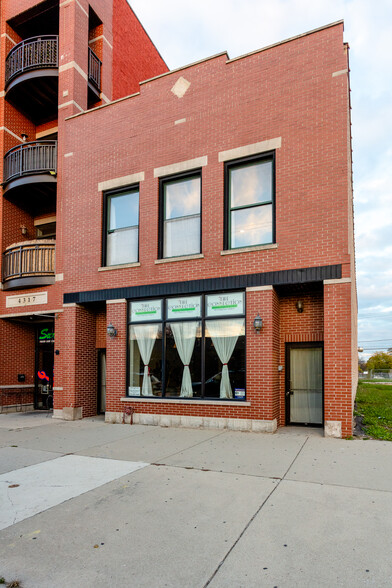 4321 S Cottage Grove Ave, Chicago, IL for sale - Building Photo - Image 1 of 1