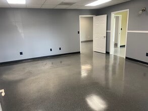 21093 State Route 12F, Watertown, NY for lease Interior Photo- Image 2 of 8