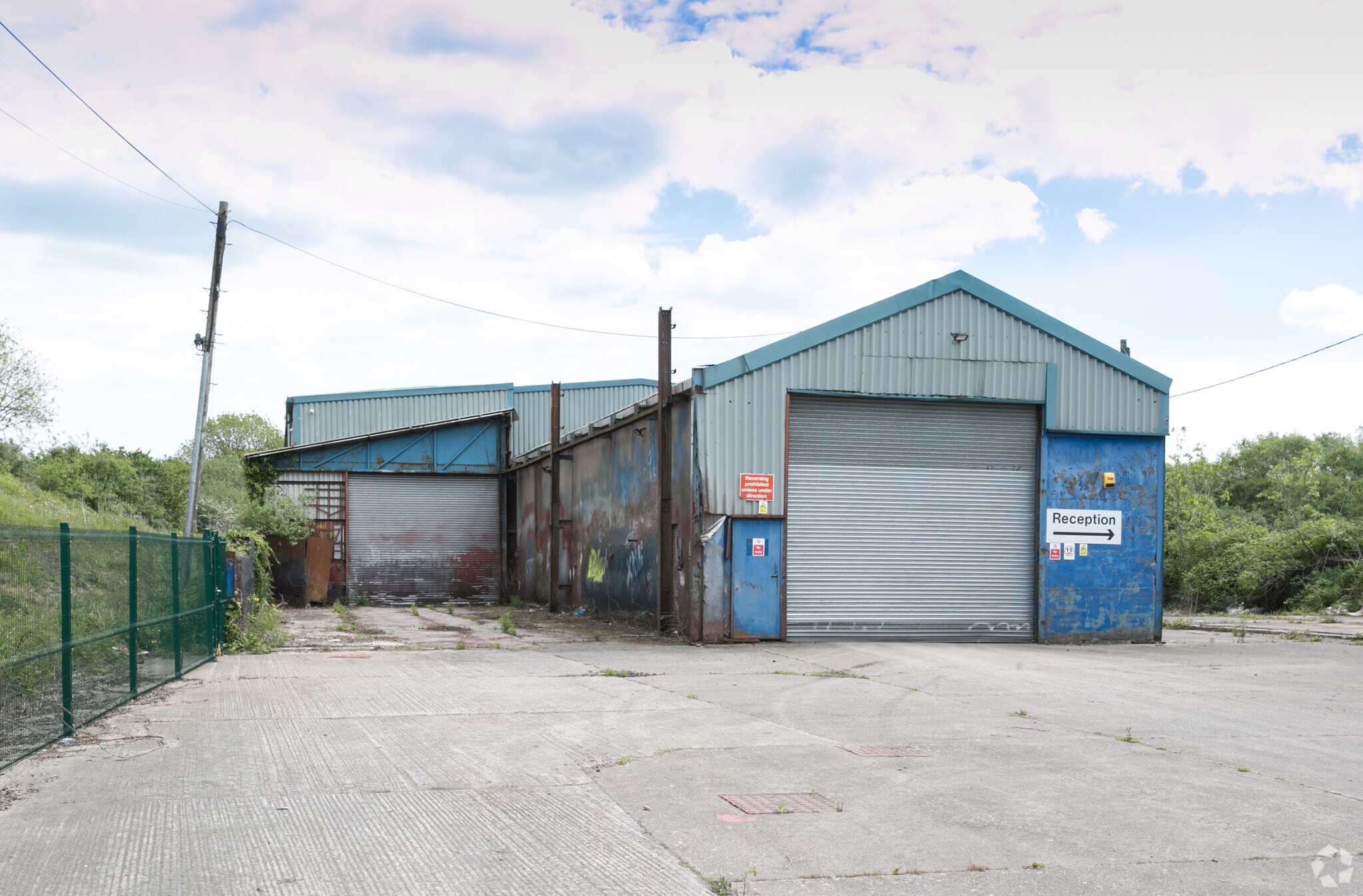 St Cenydd Rd, Caerphilly for sale Primary Photo- Image 1 of 1