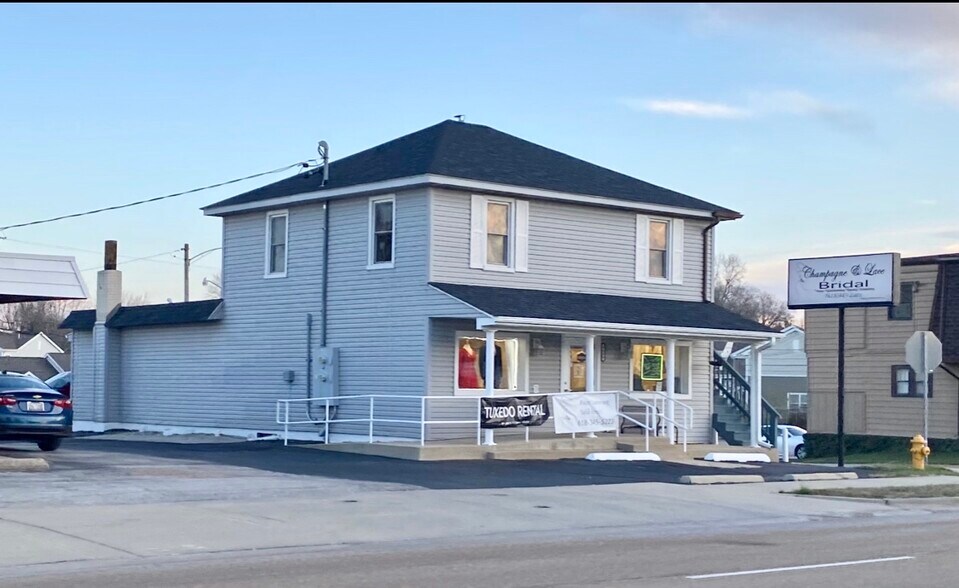 1600 Vandalia St Collinsville Il 62234 Champagne Lace Bridal Store Loopnet Com