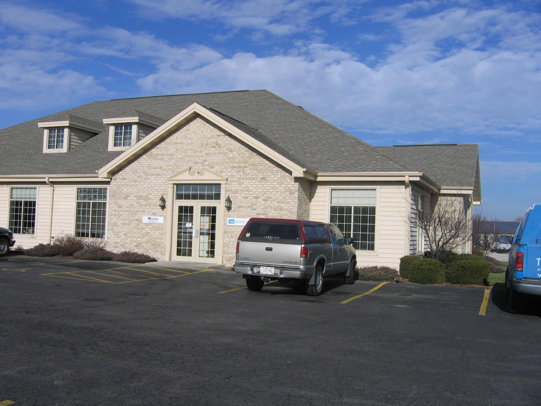 93 S Pioneer Rd, Fond Du Lac, WI for sale Building Photo- Image 1 of 2