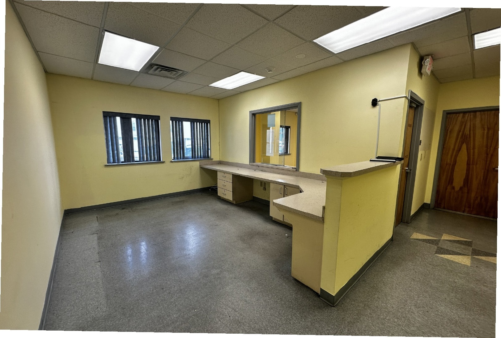 449-451 Avenue C, Bayonne, NJ for lease Interior Photo- Image 1 of 6