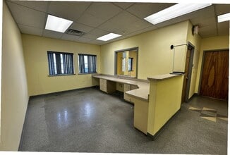 449-451 Avenue C, Bayonne, NJ for lease Interior Photo- Image 1 of 6
