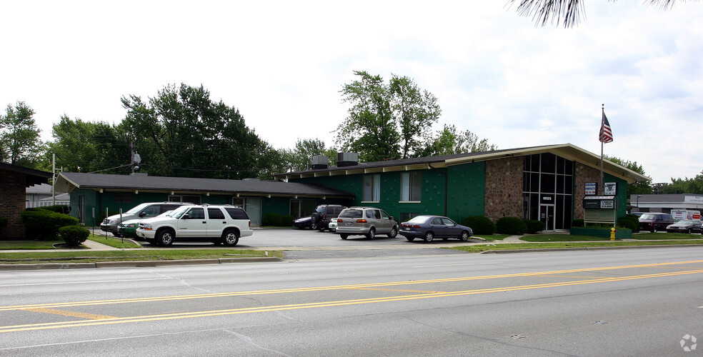 18525 S Torrence Ave, Lansing, IL for lease - Building Photo - Image 2 of 38