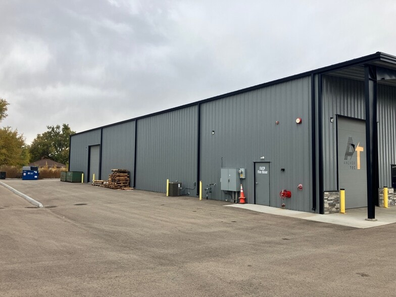 3749 E Comstock Ave, Nampa, ID for lease - Building Photo - Image 2 of 5