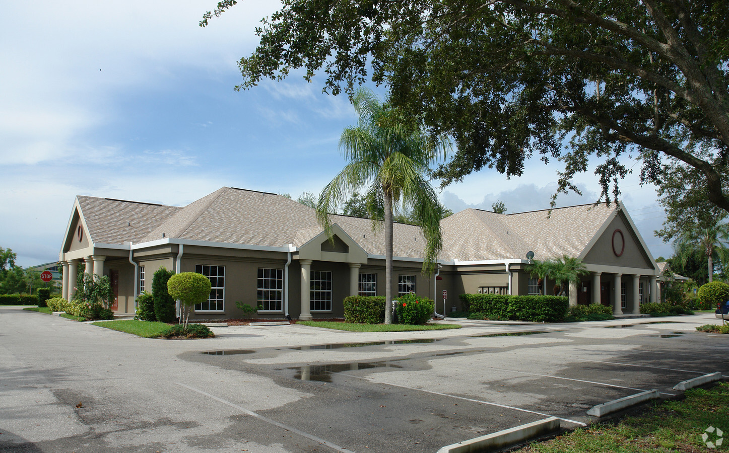 7780 Cambridge Manor Pl, Fort Myers, FL 33907 - Office for Sale | LoopNet