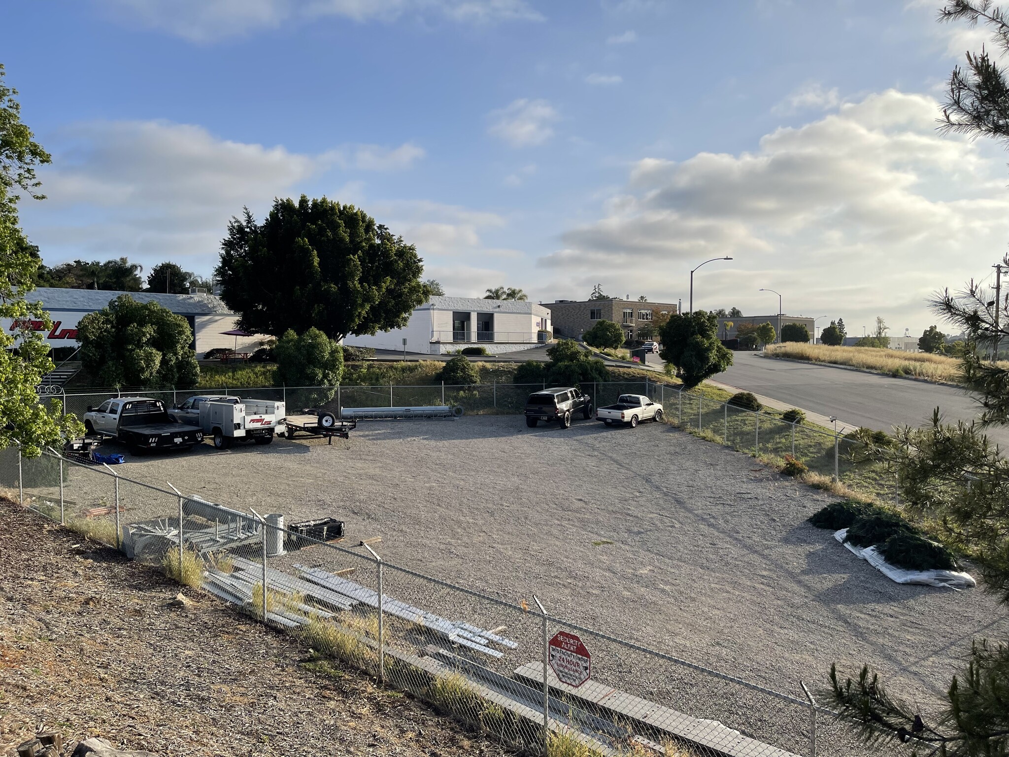 429 Industrial Way, Fallbrook, CA for lease Primary Photo- Image 1 of 8