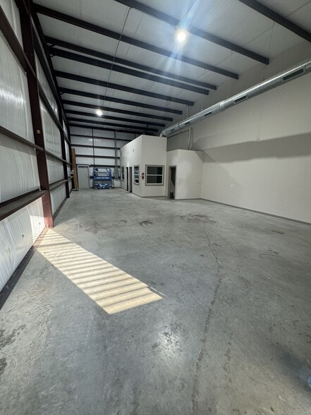 12707 Nutty Brown Rd, Austin, TX for lease - Building Photo - Image 3 of 5