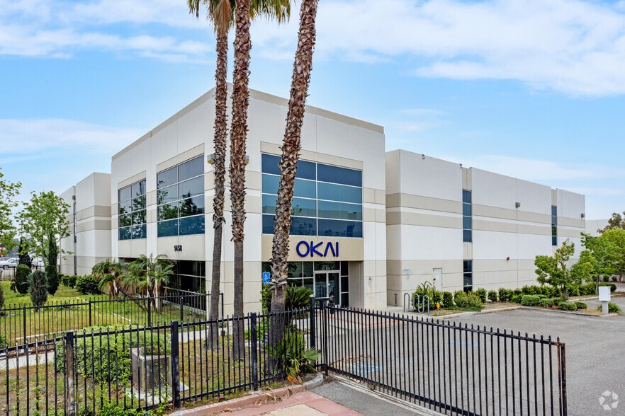 1458 E Mission Blvd, Pomona, CA for lease - Primary Photo - Image 1 of 17