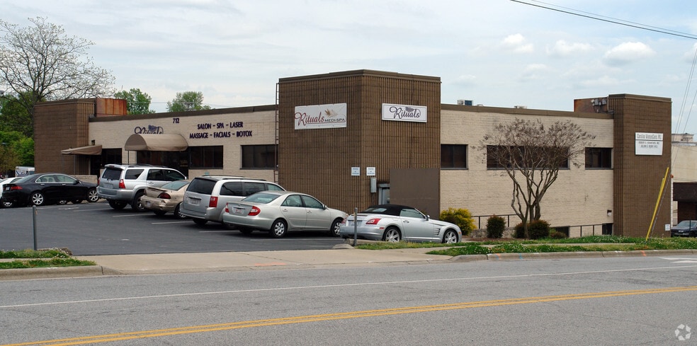 712 N Elm St, High Point, NC for lease - Building Photo - Image 2 of 4