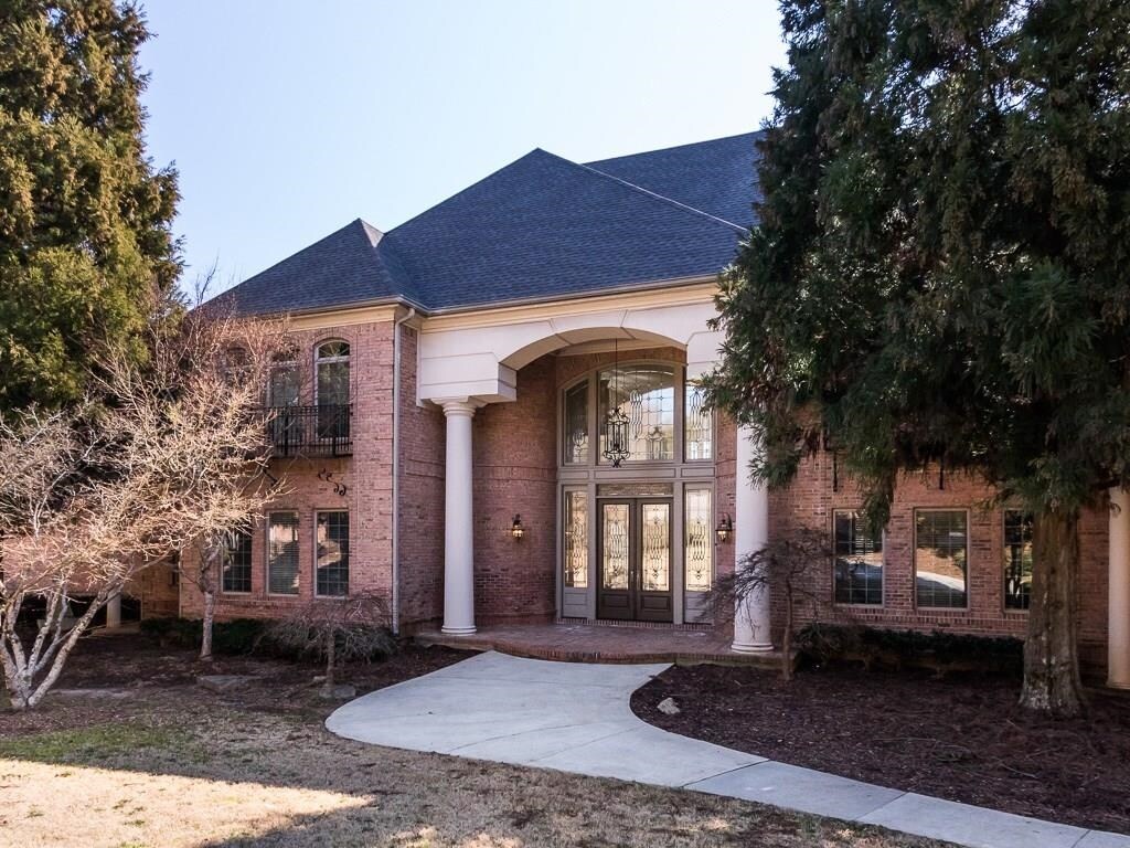 14791485 Jones Rd, Roswell, GA 30075