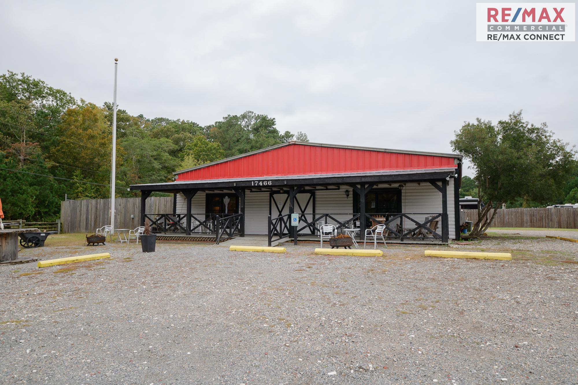 17466 Benns Church Blvd, Smithfield, VA for sale Primary Photo- Image 1 of 46