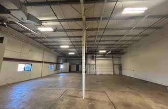 1740 Skyway Dr, Longmont, CO for lease Building Photo- Image 2 of 6