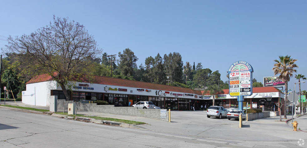 11300-11322 Ventura Blvd, Studio City, CA for lease - Primary Photo - Image 1 of 4