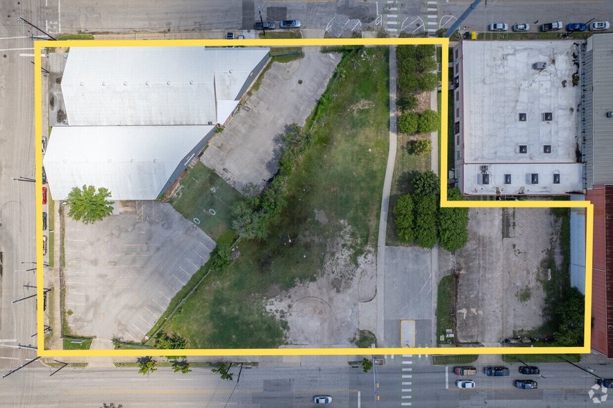 815 Emancipation Ave, Houston, TX for lease - Building Photo - Image 2 of 20