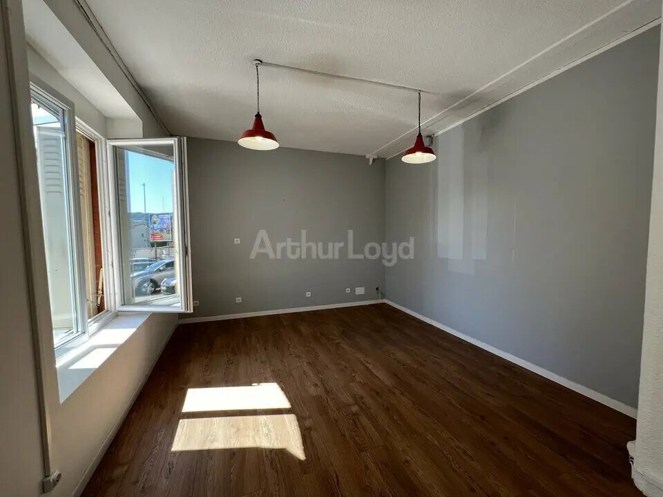 Office in Maxéville for lease Interior Photo- Image 1 of 6