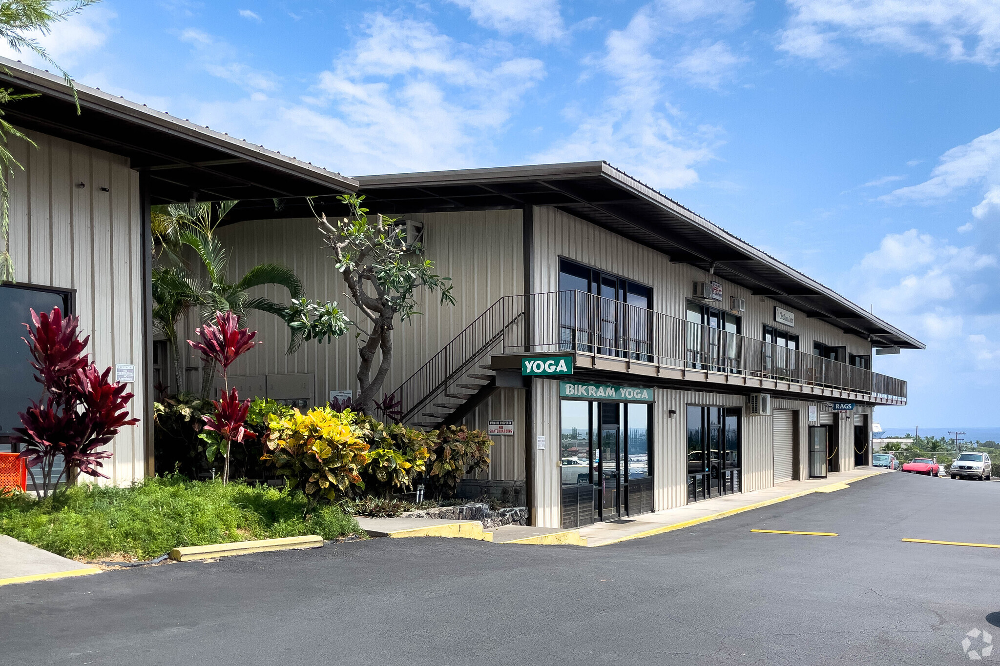 74-5626 Alapa St, Kailua Kona, HI for lease Primary Photo- Image 1 of 5