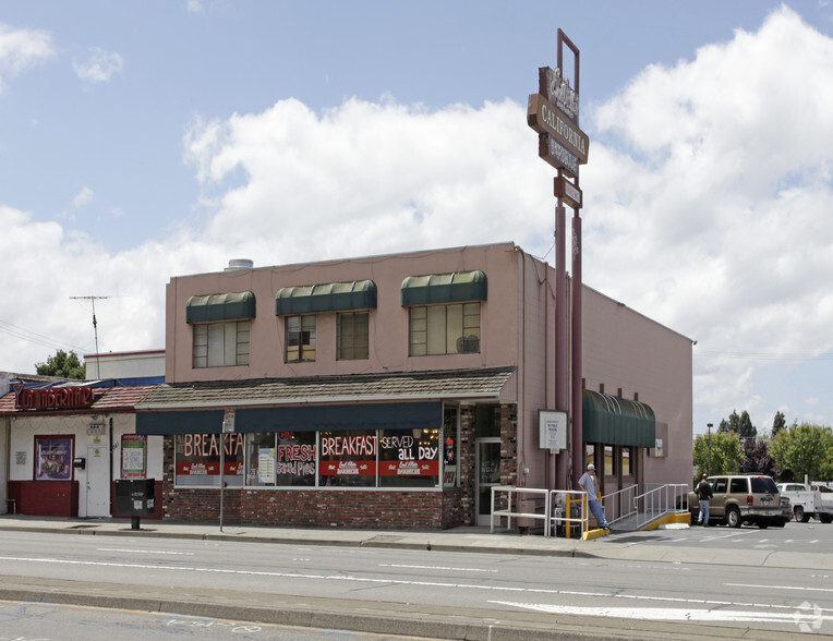 24045-24047 Mission Blvd, Hayward, CA for sale - Primary Photo - Image 1 of 1