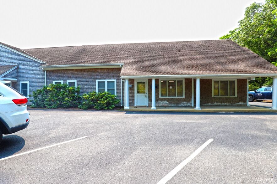 15 Carlson Ln, Falmouth, MA for lease - Building Photo - Image 3 of 14