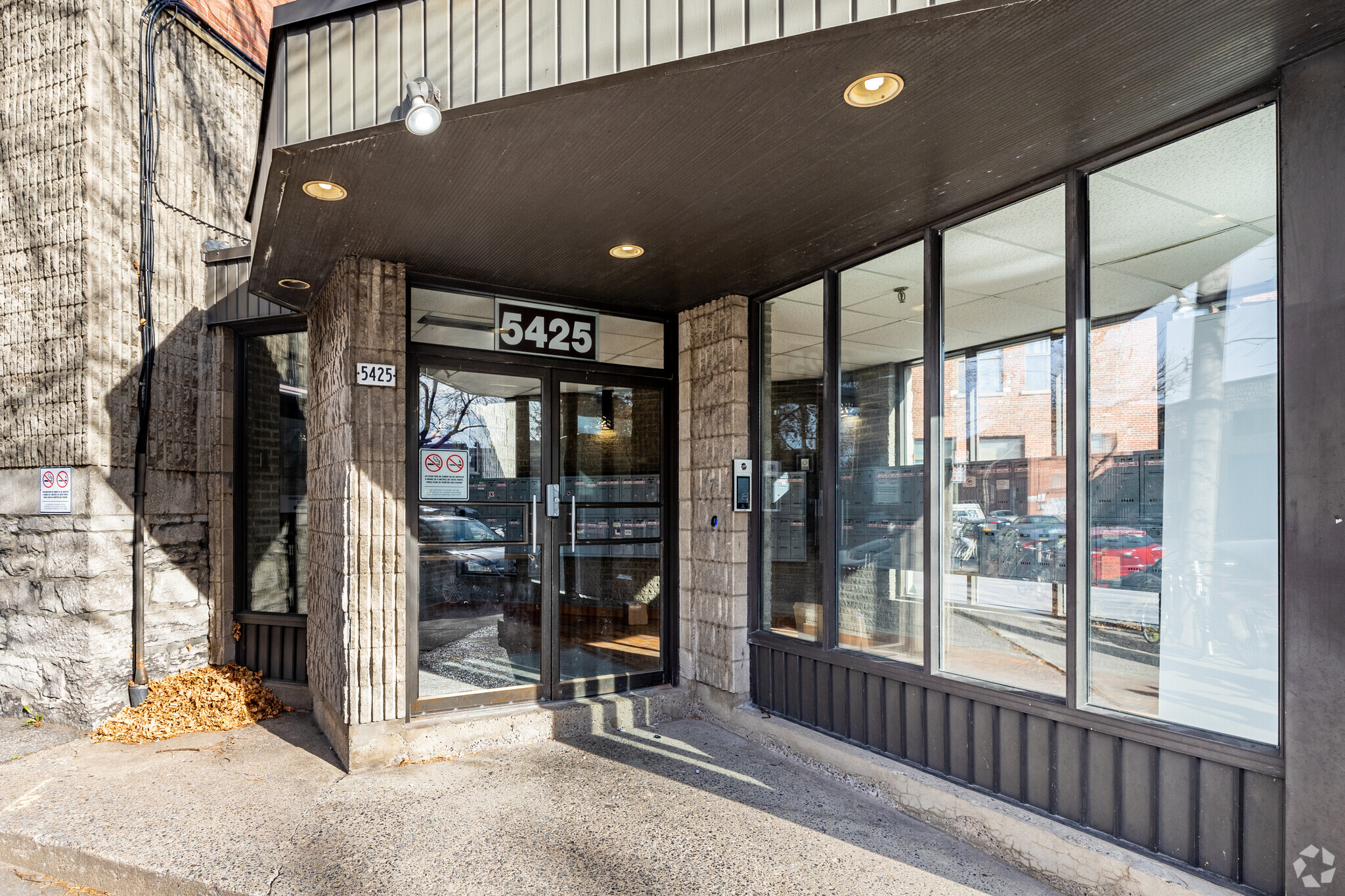 5425 Rue De Bordeaux, Montréal, QC H2H 2P9 - Les Lofts Cadbury | LoopNet