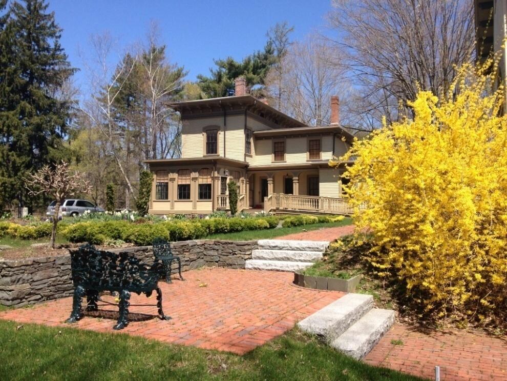 18 N Main St, Sherborn, MA 01770 Office for Lease
