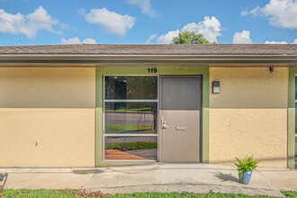 119 W Plymouth Ave, Deland, FL for lease Building Photo- Image 1 of 22