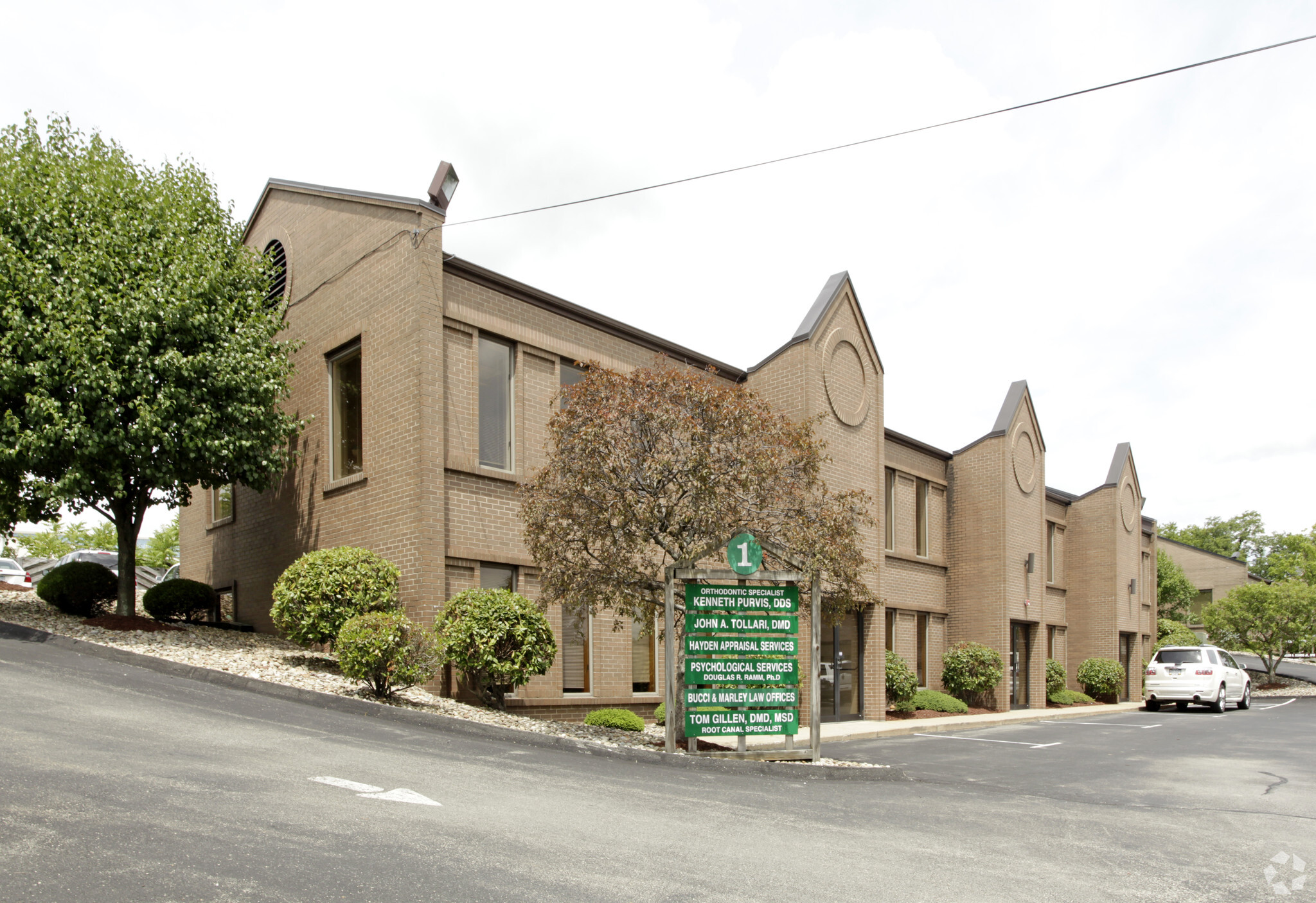 225 Humphrey Rd, Greensburg, PA for lease Building Photo- Image 1 of 7