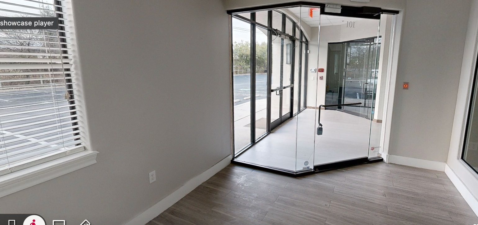 2511 N Loop 1604, San Antonio, TX for lease Interior Photo- Image 1 of 9