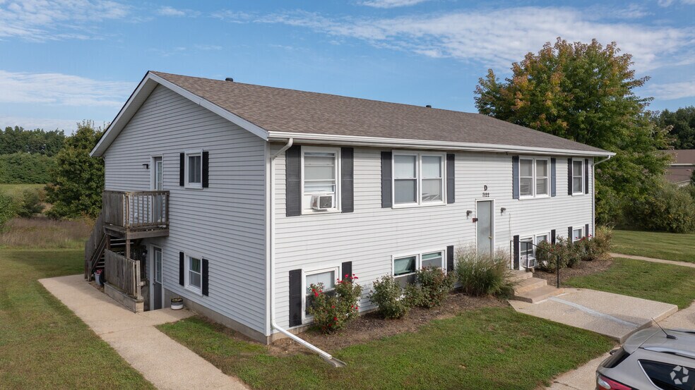 7830 S 8th St, Kalamazoo, MI for sale - Primary Photo - Image 1 of 1