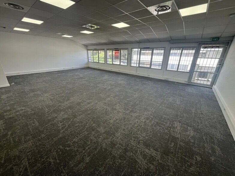 350 Avenue Du Club Hippique, Aix-en-Provence for lease - Building Photo - Image 3 of 24