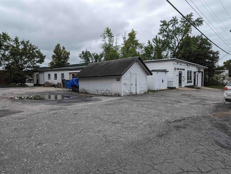 13 Bowen St, Claremont, NH for lease - Building Photo - Image 1 of 17