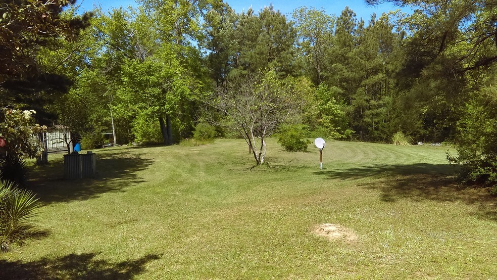 512 Harris Rd, Keatchie, LA 71046