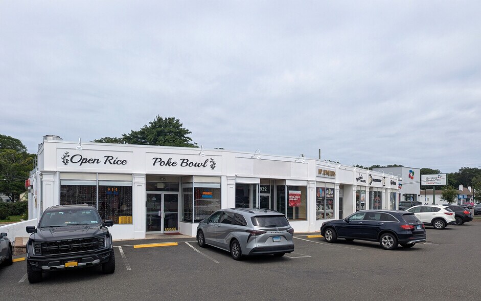 930-940 High Ridge Rd, Stamford, CT for lease - Building Photo - Image 1 of 2