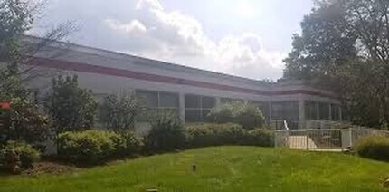 1037 Compass Cir, Greensburg, PA for lease Building Photo- Image 1 of 5