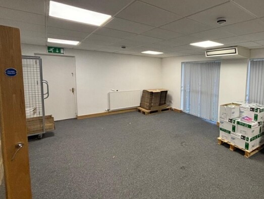 Roman Way, Birmingham for lease - Interior Photo - Image 3 of 5