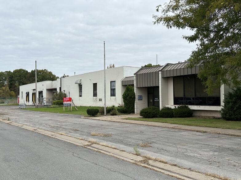 6 Morrill Pl, Fulton, NY for lease - Building Photo - Image 1 of 14