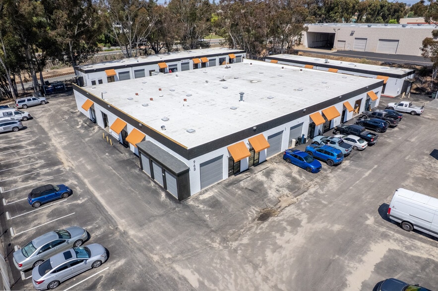 960 E Rancheros Dr, San Marcos, CA for lease - Building Photo - Image 2 of 8