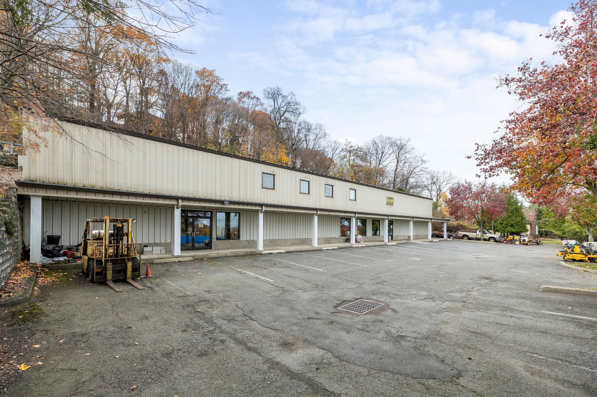1190 Pompton Ave, Cedar Grove, NJ for sale Building Photo- Image 1 of 32